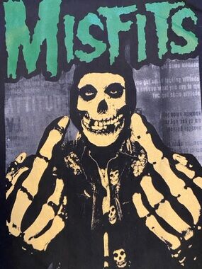 🆕 MISFITS Middle Finger Crimson Ghost Unisex T shirt NWOT